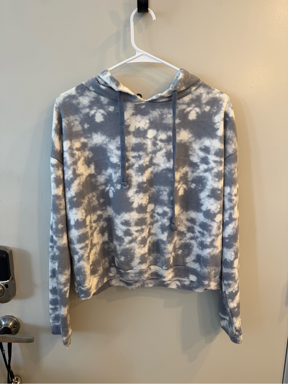 Tie-Dye Gray & White Hoodie Sweatshirt